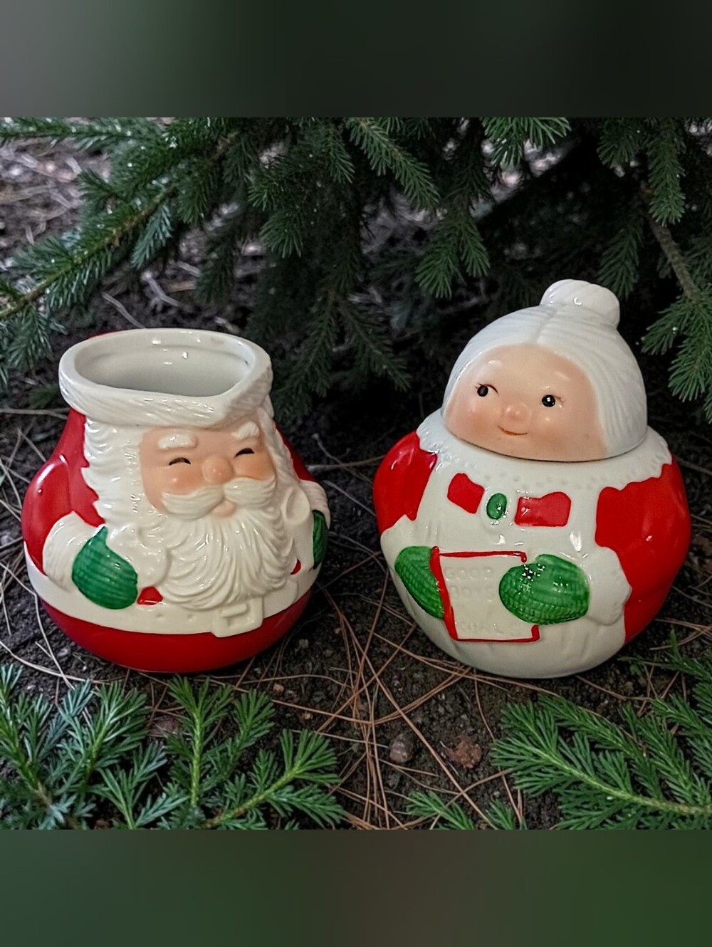 Vtg Avon Santa & Mrs Claus Creamer Sugar Bowl Set Ceramic Claus And Co Christmas